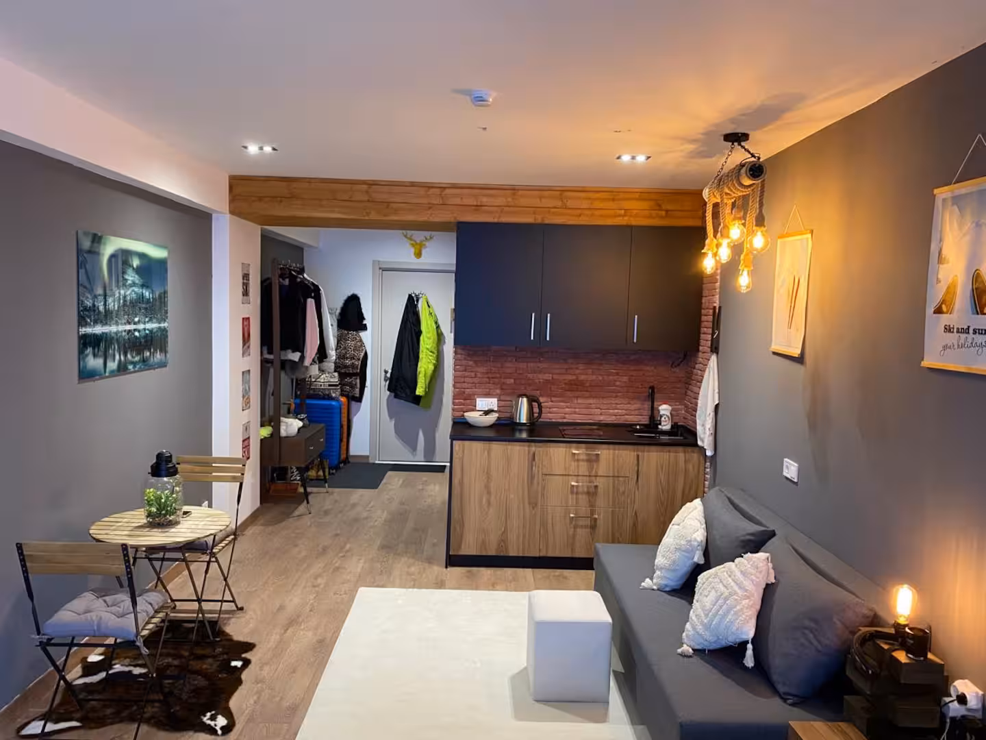 Mountain Apartment, Block F4 5